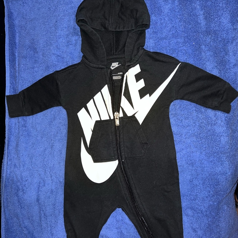 Nike Black and White Kids Footie